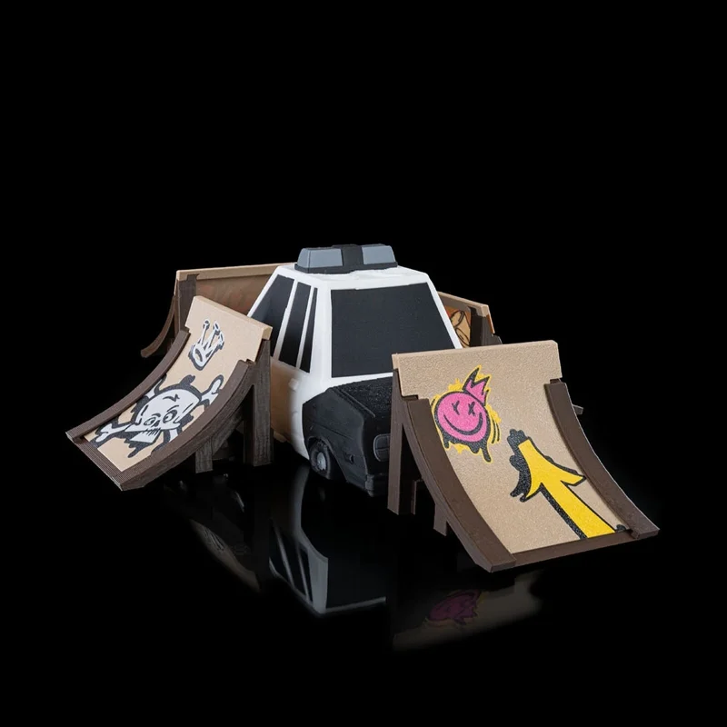 Finger Skate/Skating Park - 3D Printed Police Car Ramp