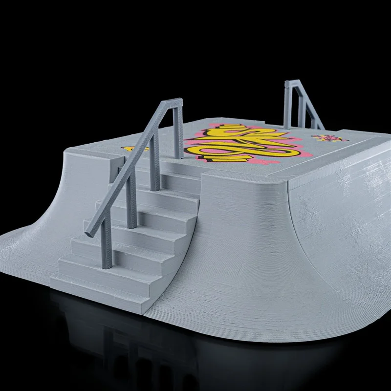 Finger Skate/Skating Park - 3D Printed FunBox Quarter Pipe